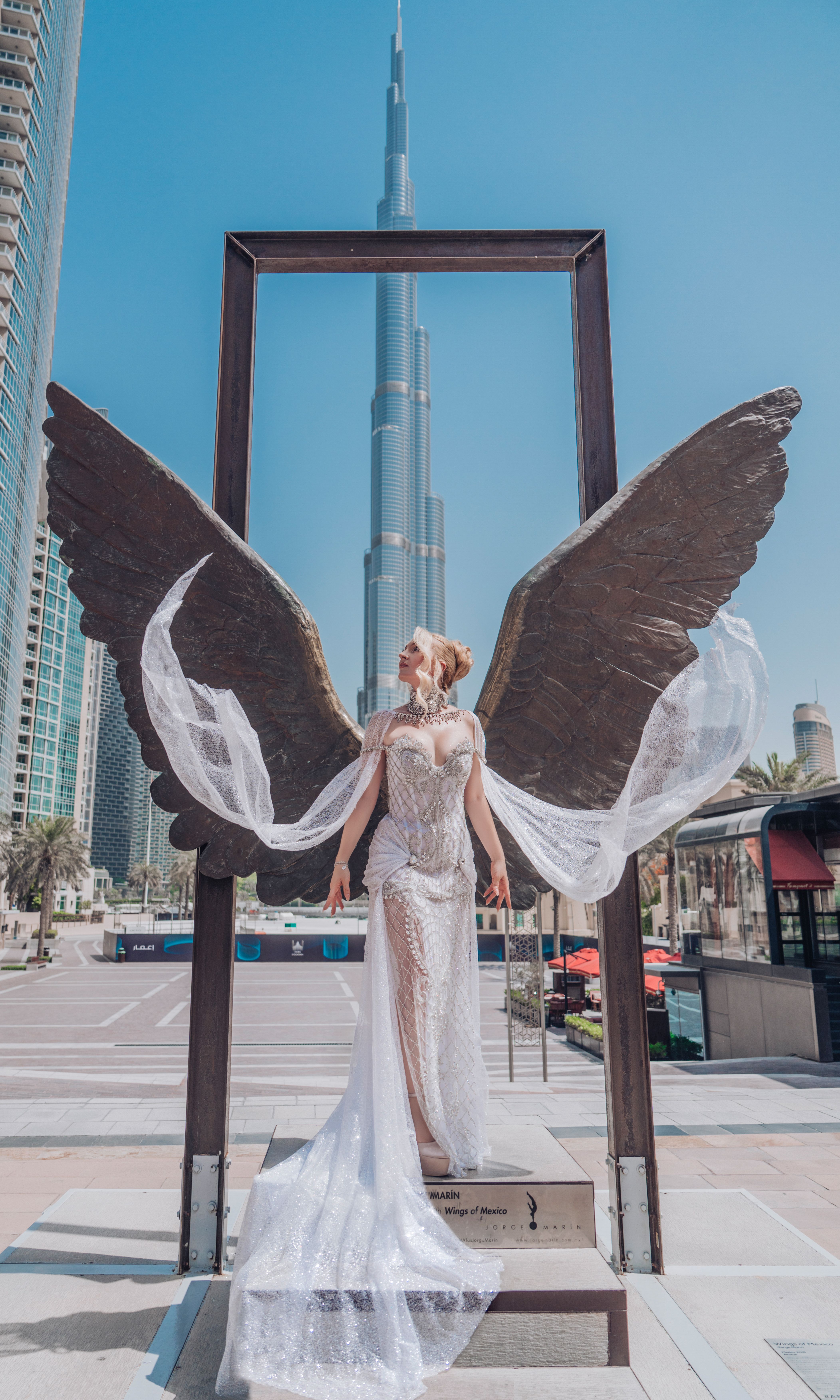 שמלת כלה מעוצבת לילדות מבית Foxes Dresses